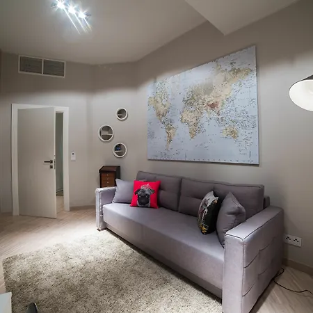 40th+ Floor Luxury In Sky Tower ורוצלב